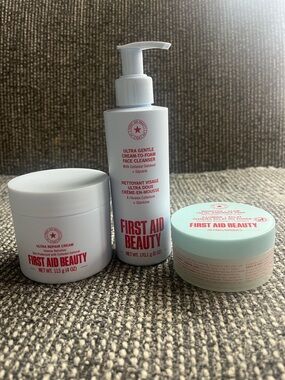 First Aid Beauty Sensitive skin trio